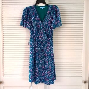 Draper James Dress V Neck Wrap Short Flutter Slv. Sz XS. Green Floral. NWOT